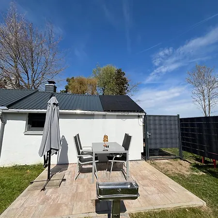 Tiny House Mit Garten Und Sauna *