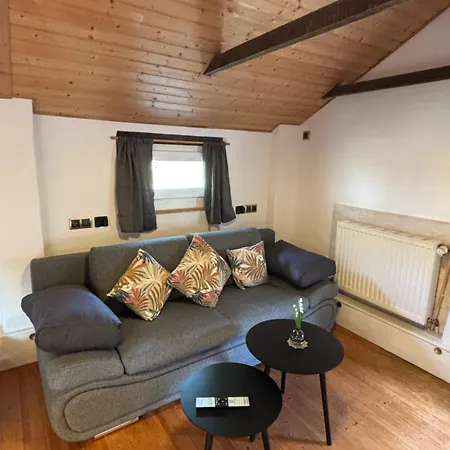 Tiny House Mit Garten Und Sauna